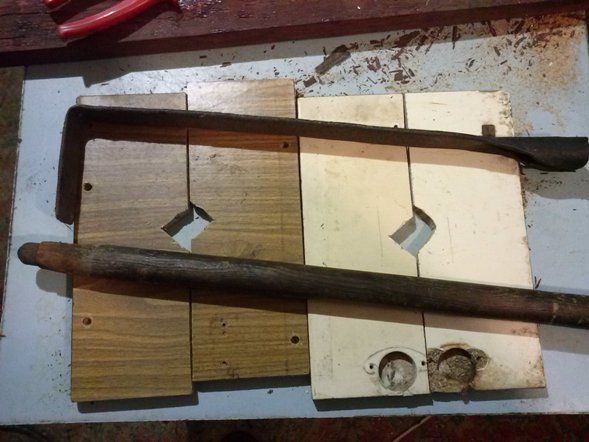 А это основа каркаса барабана. Штангой будет служить ручка от кочерги. 